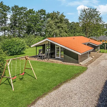 Сasa de vacaciones Beautiful Home In Hejls With Wifi Hejls