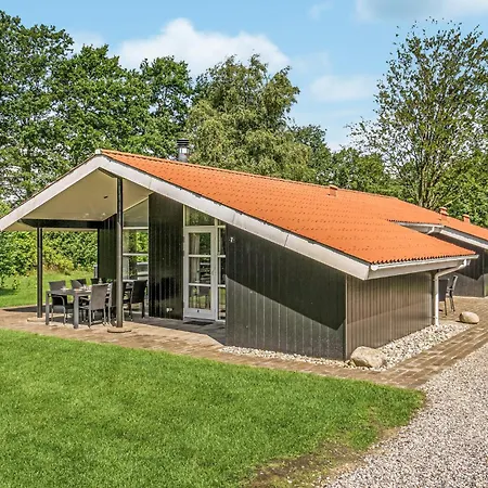 Сasa de vacaciones Beautiful Home In Hejls With Wifi Hejls